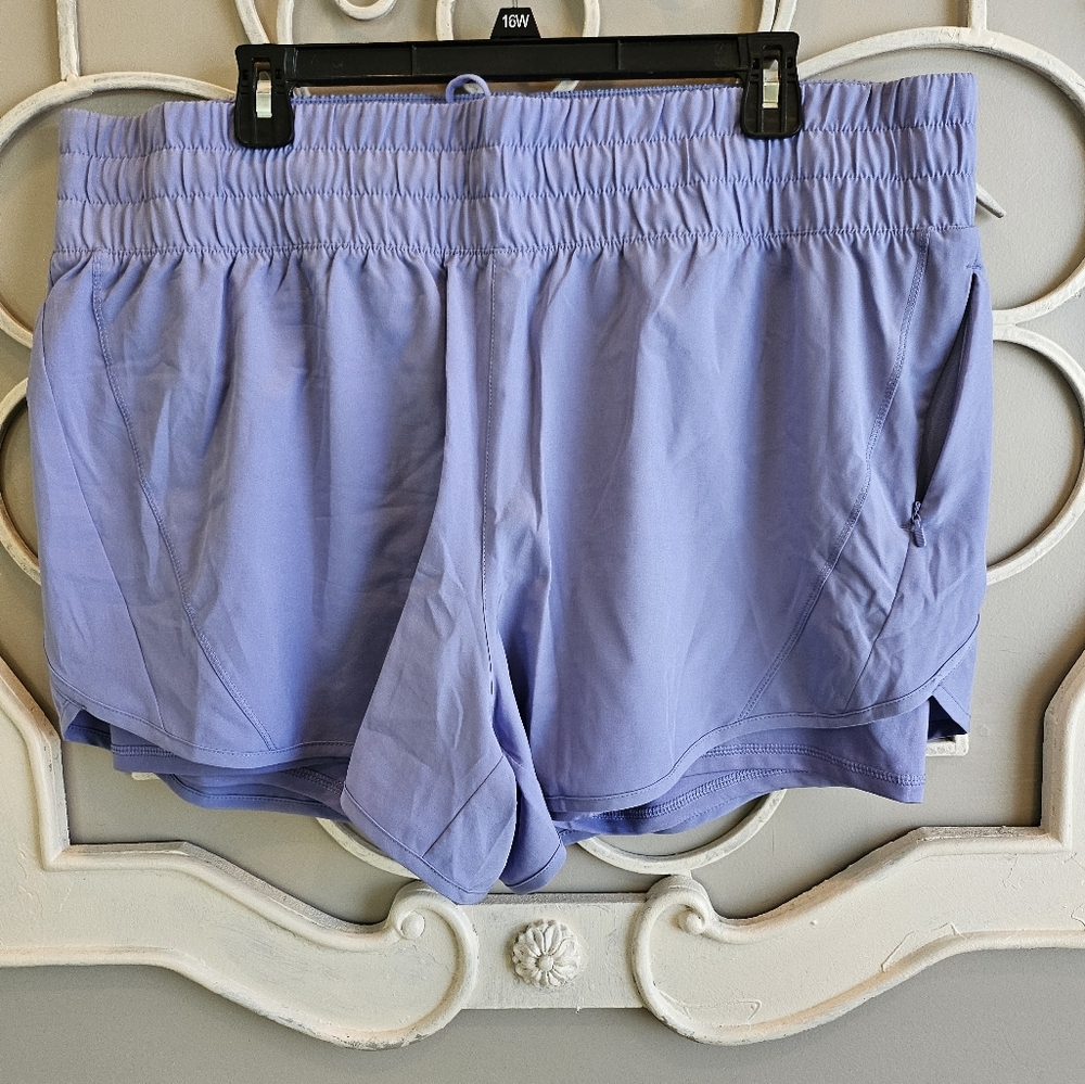 Women's Lavender Shorts euc (Z45)